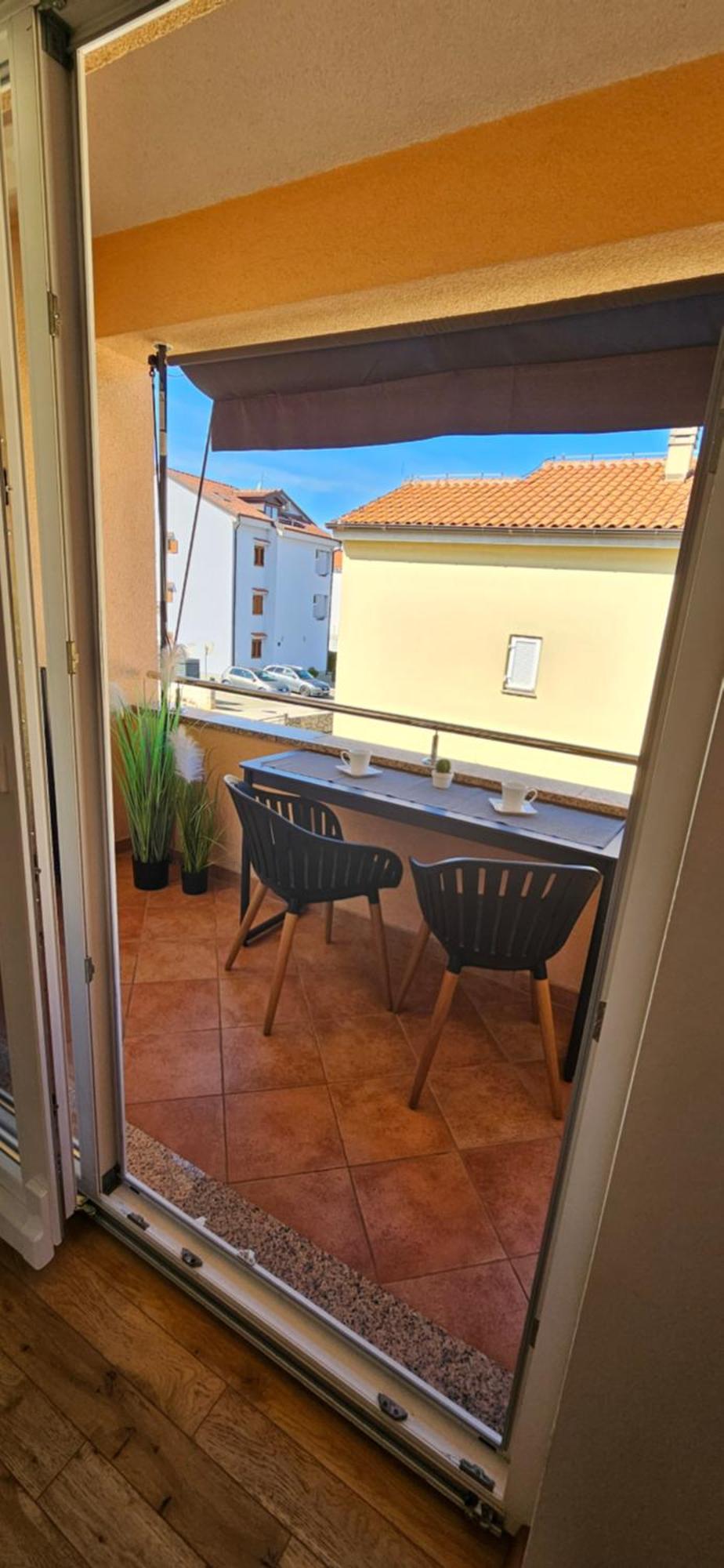 Apartment Rose Malinska Exterior photo